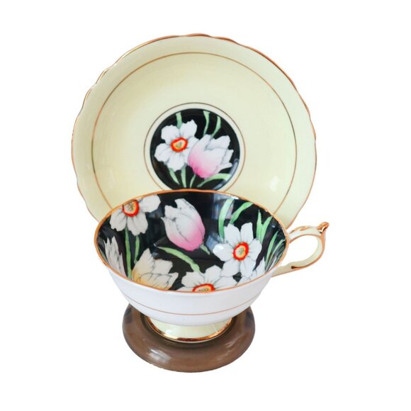 Paragon Bone China Tea Cup & Saucer Set With Floral Black Interior & Gold Trim - Picture 1 of 5